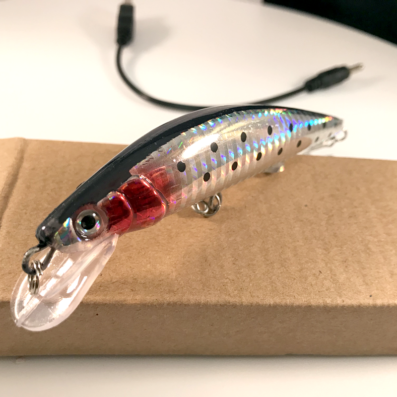 USB Rechargeable Twitching Fishing Lures Bait Light Buzzing Lure Fish with hooks