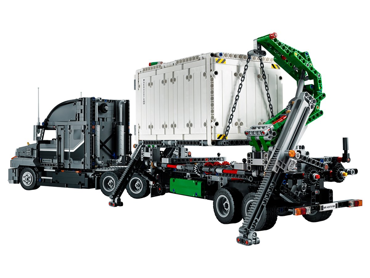 LEGO Technic 42078 Mack Anthem | 2,595 Pieces | Retired Collectible