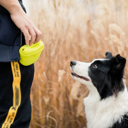 Silicone Dog Treat Pouch 12.5cm Magnetic Training Bag with Belt Clip