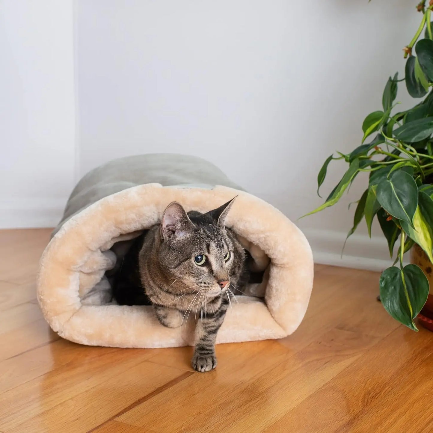 Cat Sleeping Bag Semi-Enclosed Pet Bed Warm Removable Washable 65x48cm