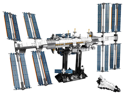 LEGO Ideas 21321 International Space Station | 864 Pieces | NASA | ISS