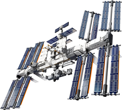LEGO Ideas 21321 International Space Station | 864 Pieces | NASA | ISS