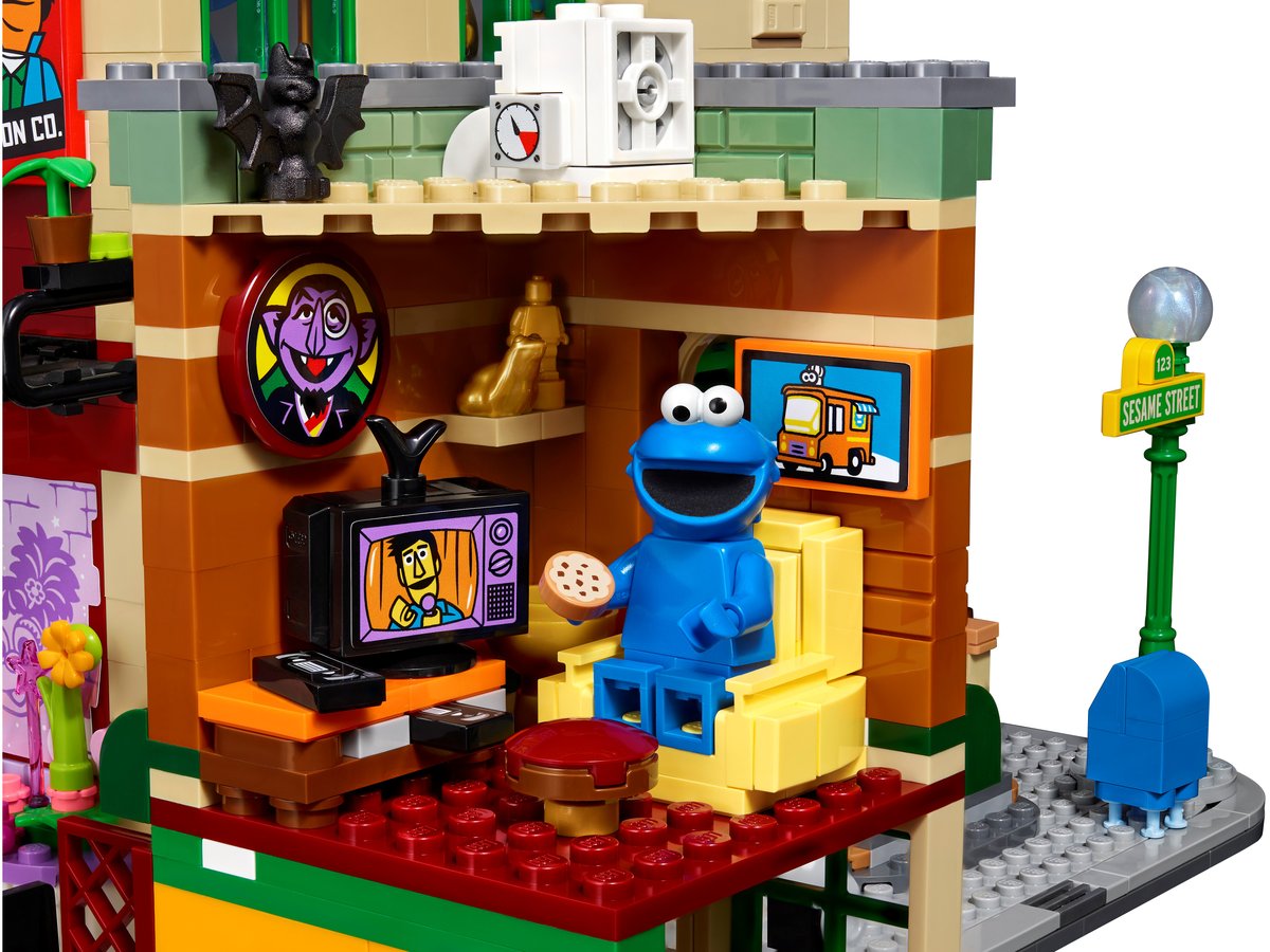 LEGO Ideas 21324 123 Sesame Street | 1,367 Pieces | 7 Characters | Retired