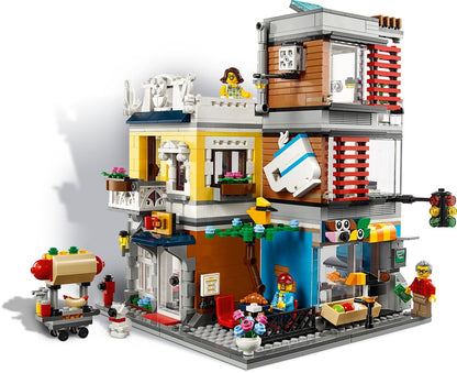 LEGO Creator 31097 Townhouse Pet Shop & Café | 969 Pieces | 3-in-1