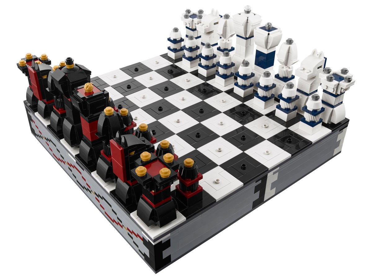 LEGO 40174 Chess Set | 481 Pieces | Fully Playable | Retired