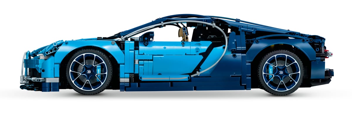 LEGO Technic 42083 Bugatti Chiron | 3,599 Pieces | 1:8 Scale | W16 Engine