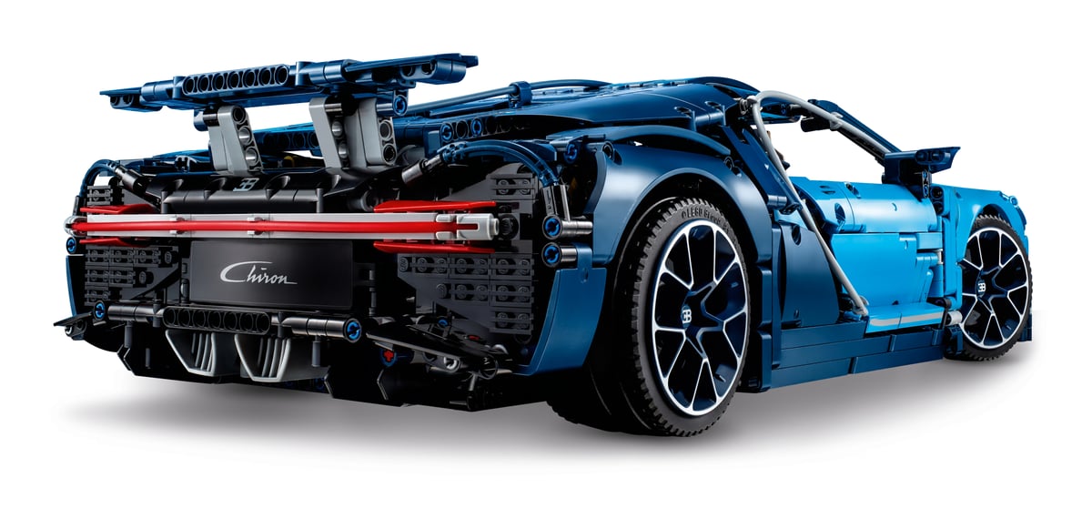 LEGO Technic 42083 Bugatti Chiron | 3,599 Pieces | 1:8 Scale | W16 Engine