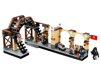 LEGO Harry Potter 75955 Hogwarts Express | 801 Pieces | Platform 9¾