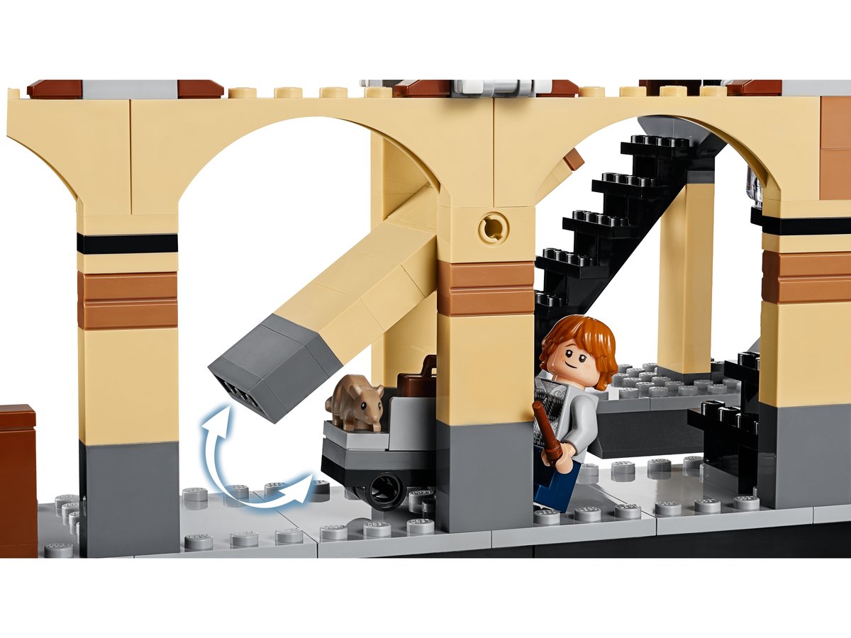 LEGO Harry Potter 75955 Hogwarts Express | 801 Pieces | Platform 9¾